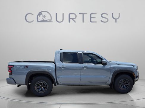 New 2026 Nissan Frontier Pro-X w/ Pro-X Convenience Package RWD image 7