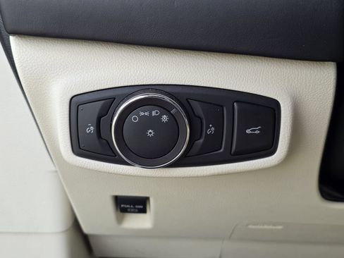 Used 2018 Lincoln MKC Black Label FWD image 24
