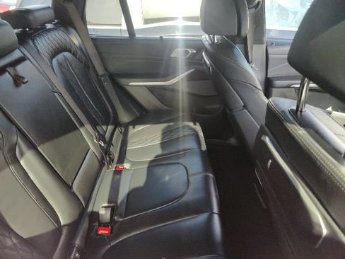 Used 2025 BMW X5 M60i AWD/4WD image 23