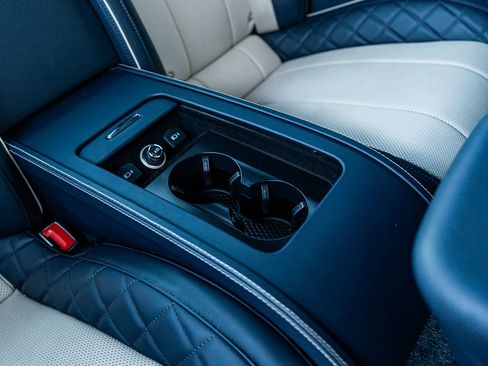 Used 2022 Bentley Continental GT image 38