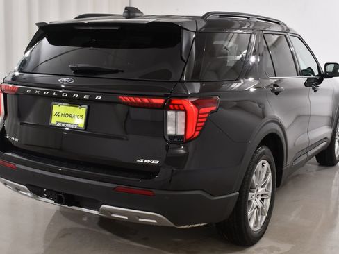 New 2026 Ford Explorer Active w/ Active Comfort Package AWD/4WD image 12