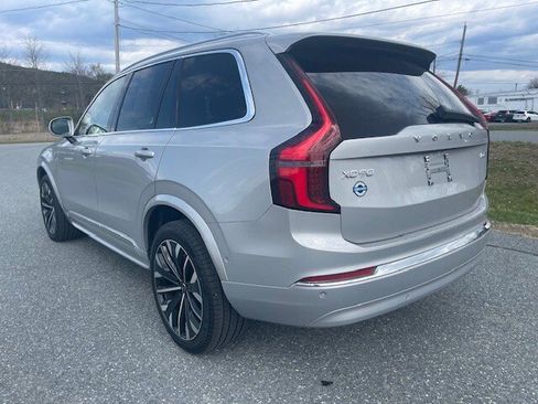 Used 2025 Volvo XC90 B6 Plus AWD/4WD image 4