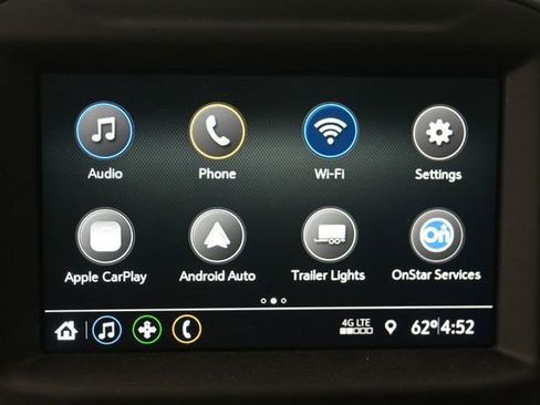 Used 2022 Chevrolet Silverado 2500 Custom w/ Custom Value Package AWD/4WD image 17