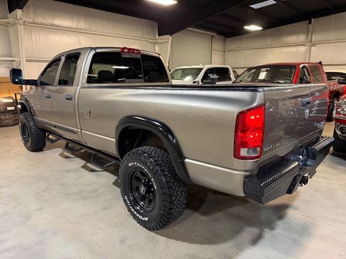 Used 2006 Dodge Ram 2500 Truck SLT image 3