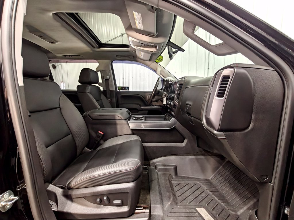 Used 2018 GMC Sierra 1500 SLT w/ All-Terrain Package AWD/4WD image 27
