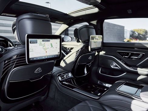 Used 2023 Mercedes-Benz Maybach S 680 4MATIC image 37