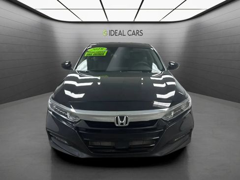 Used 2018 Honda Accord EX image 2