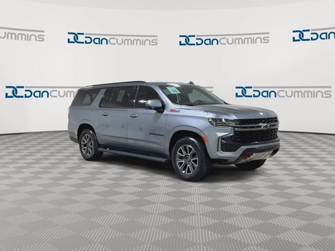 Used 2022 Chevrolet Suburban Z71 w/ Z71 Off-Road Package AWD/4WD image 2