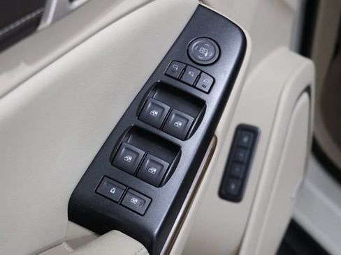 Used 2019 GMC Yukon Denali w/ Open Road Package AWD/4WD image 20