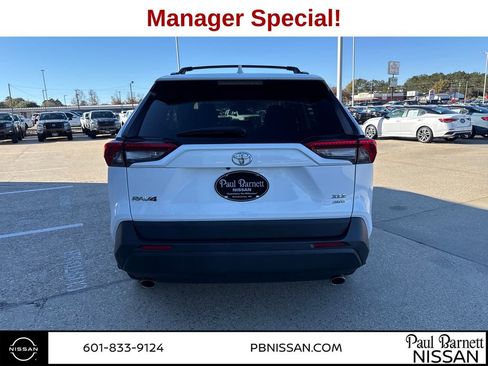 Used 2023 Toyota RAV4 XLE image 14