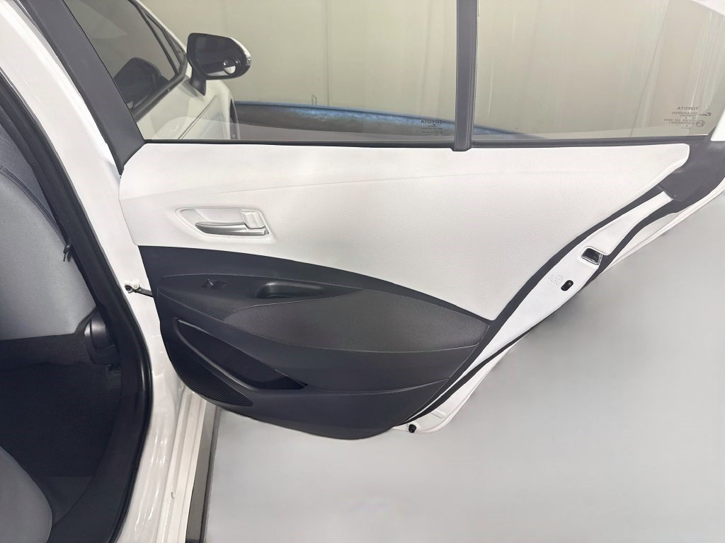 Used 2026 Toyota Corolla SE FWD image 27