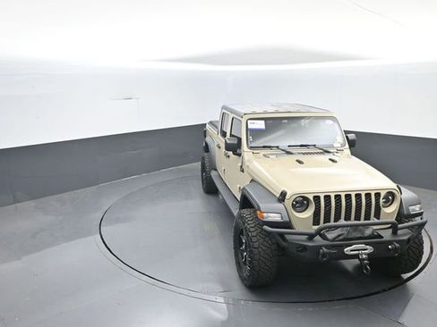 Used 2020 Jeep Gladiator Sport w/ Quick Order Package 24S AWD/4WD image 25