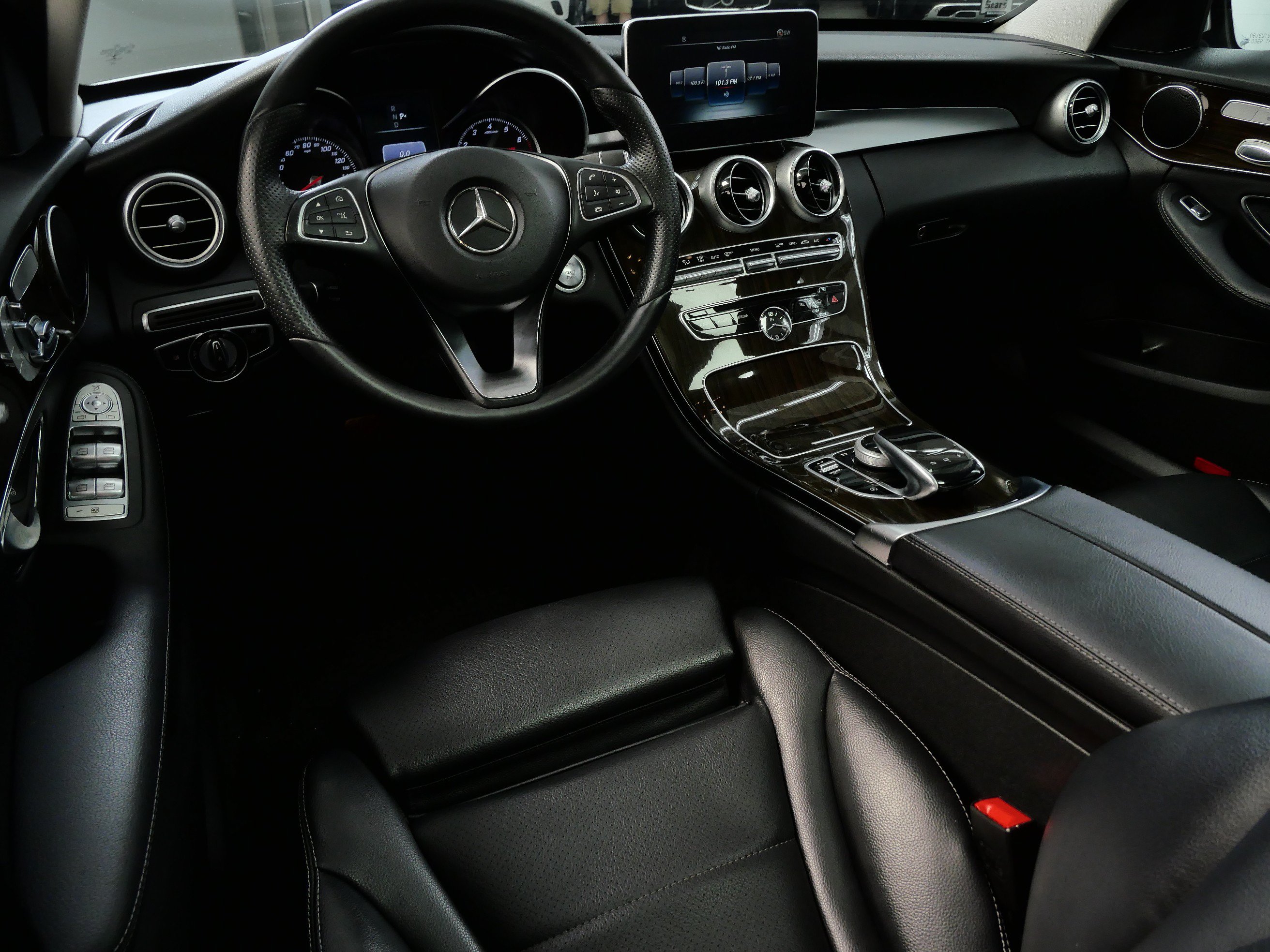 Used 2016 Mercedes-Benz C 300 4MATIC Sedan image 2