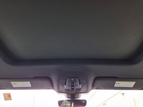 Used 2025 Audi Q5 2.0T Premium Plus w/ Premium Plus Package image 24