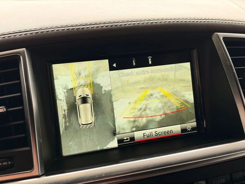 Used 2014 Mercedes-Benz ML 63 AMG 4MATIC image 45