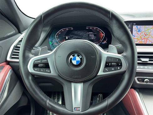 Used 2022 BMW X6 xDrive40i w/ Executive Package image 18