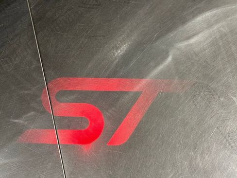 Used 2023 Ford Explorer ST w/ Equipment Group 401A image 25