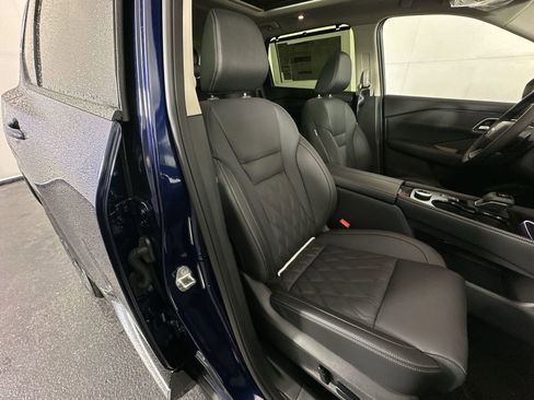 New 2026 Nissan Rogue Platinum w/ Platinum Premium Package AWD/4WD image 27