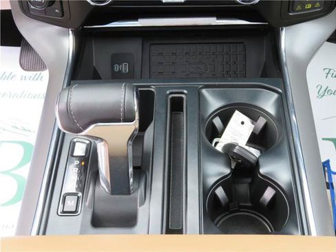 Used 2023 Ford F150 4x4 SuperCrew image 9