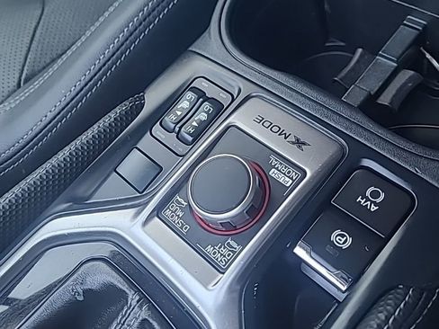 Used 2019 Subaru Forester Limited w/ Popular Package #3 image 27