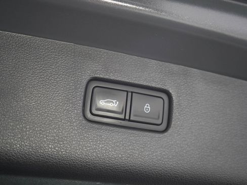 Used 2023 Genesis GV80 3.5T Advanced + AWD/4WD image 11
