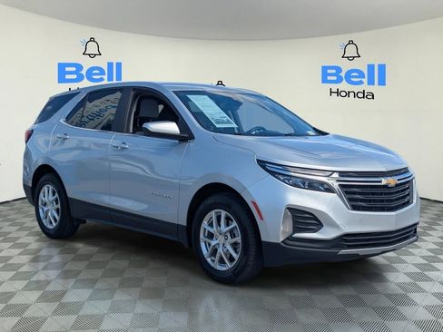 Used 2022 Chevrolet Equinox LT w/ Driver Convenience Package FWD image 6
