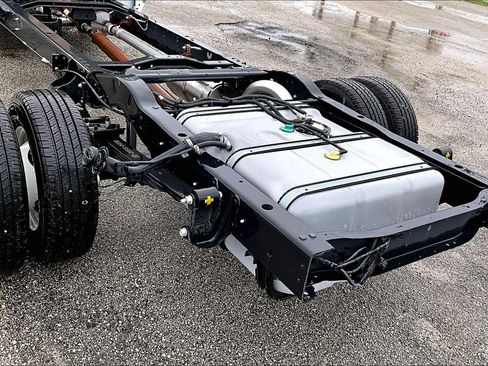 New 2025 Ford E-450 and Econoline 450 Super Duty w/ Power Equipment Group image 14