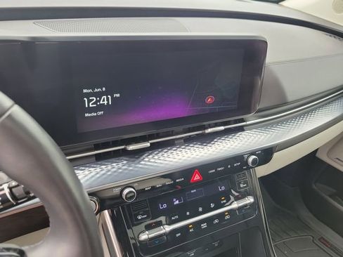 Used 2024 Kia Carnival SX Prestige FWD image 32