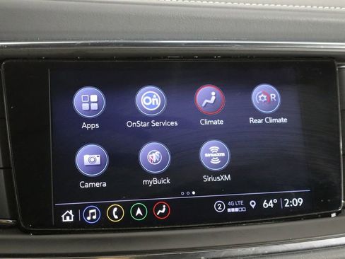 Used 2024 Buick Enclave Premium image 37