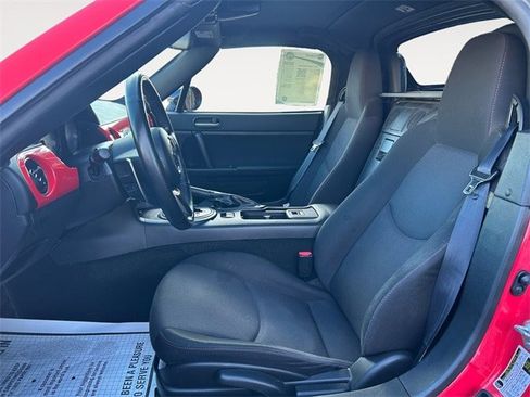 Used 2014 MAZDA MX-5 Miata Club image 9