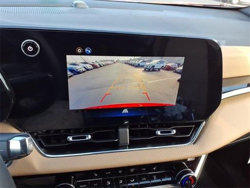 New 2026 Chevrolet Equinox ACTIV w/ LPO, Floor Liner Package image 12