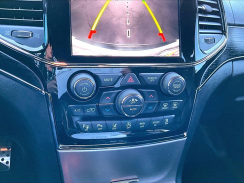 Used 2019 Jeep Grand Cherokee High Altitude image 15