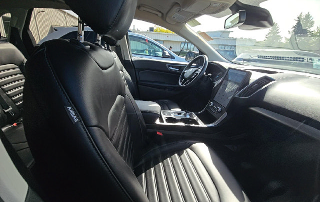 Used 2024 Ford Edge SEL w/ Convenience Package AWD/4WD image 6