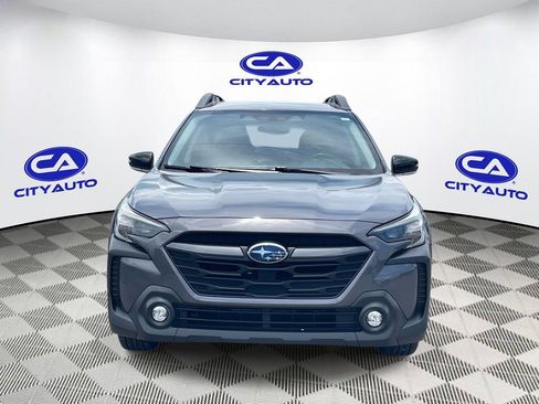 Used 2023 Subaru Outback Premium AWD/4WD image 11