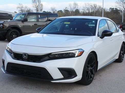 Used 2022 Honda Civic Sport image 4