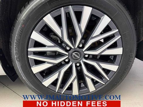 Used 2023 Nissan Altima 2.5 SV AWD/4WD image 9