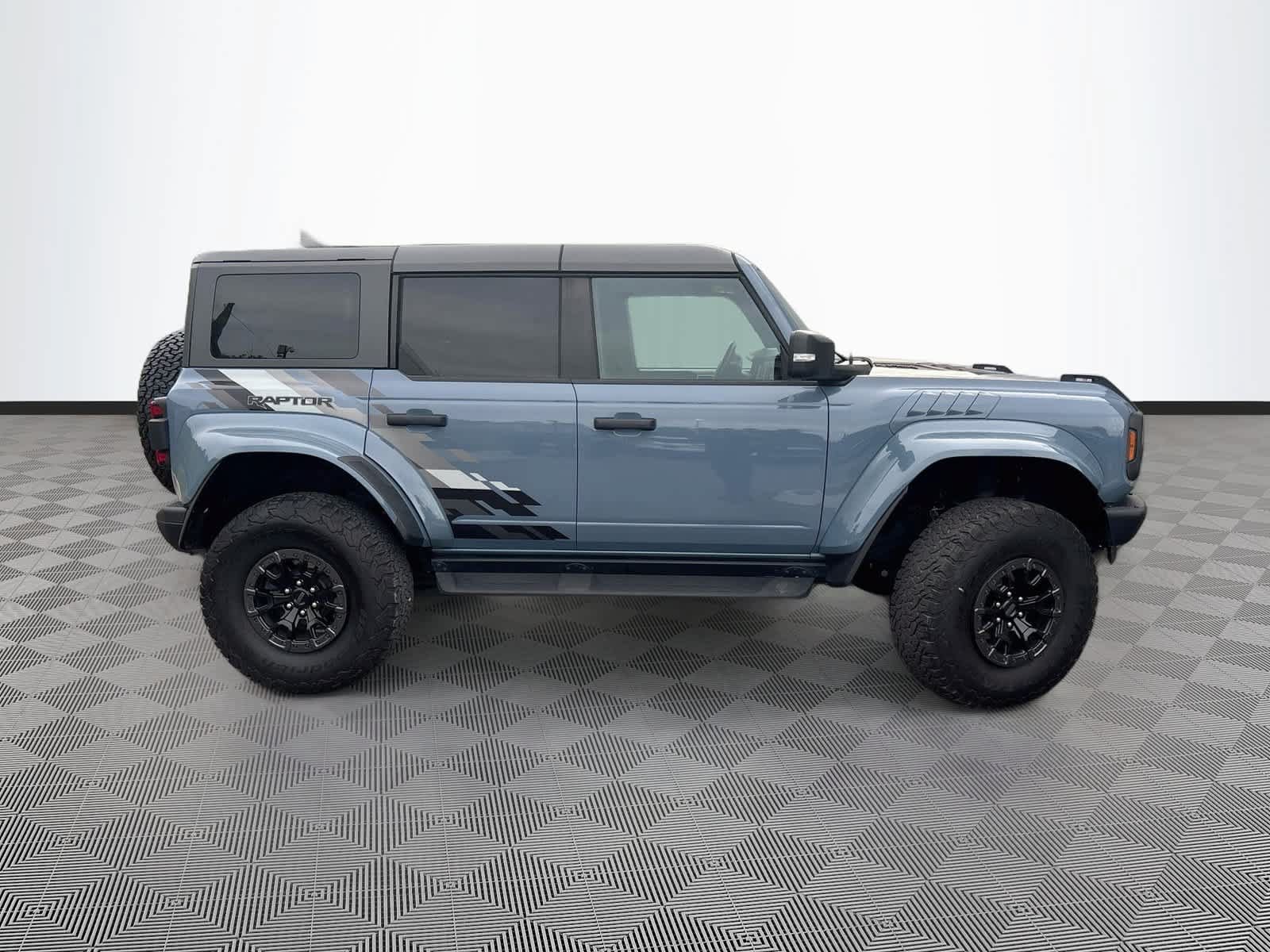 Used 2024 Ford Bronco Raptor w/ Interior Carbon Fiber Pack 6 AWD/4WD image 4