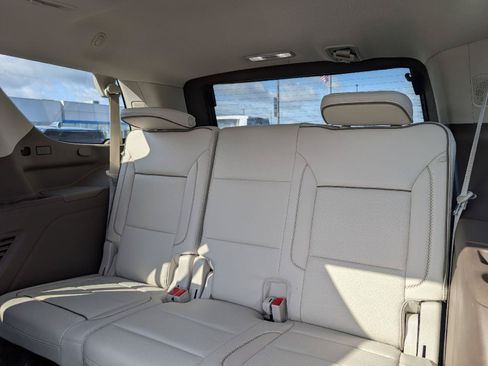 Used 2023 GMC Yukon Denali w/ Max Trailering Package AWD/4WD image 10