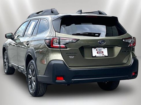 Certified 2025 Subaru Outback Onyx Edition w/ Tech Package 2 image 4