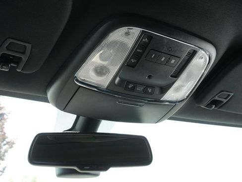 Used 2014 Jeep Grand Cherokee Altitude AWD/4WD image 16