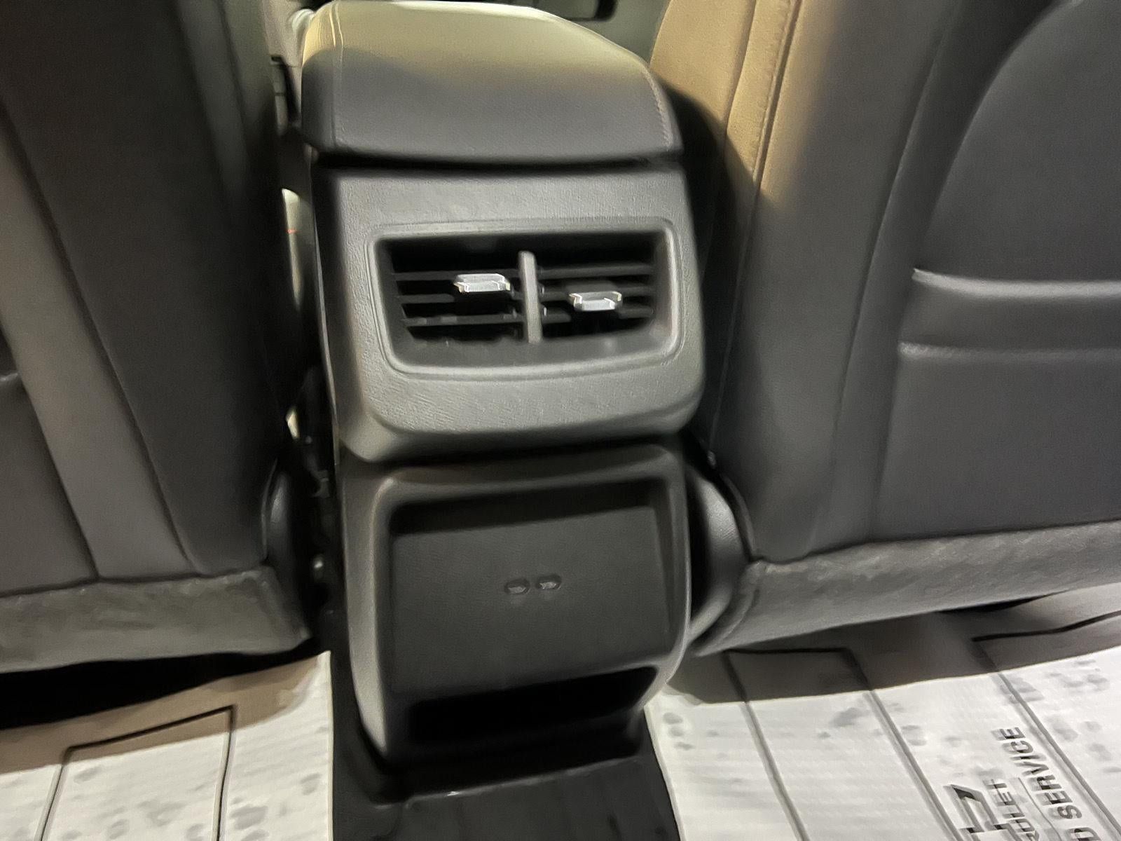 Used 2024 Chevrolet Equinox EV LT w/ LPO, Blackout Package FWD image 25