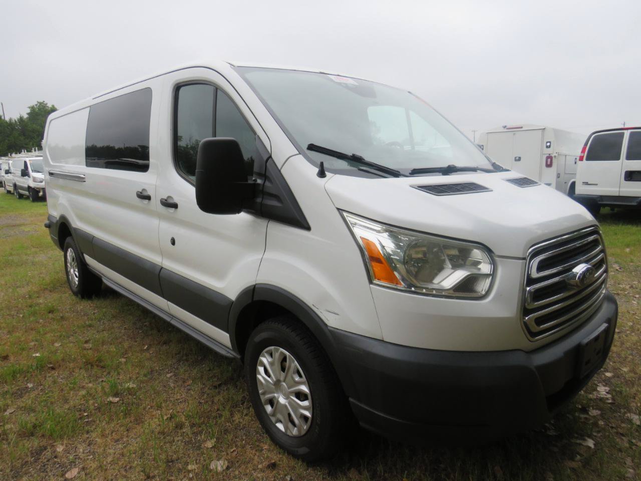 Used 2016 Ford Transit 350 148 Low Roof w/ Exterior Upgrade Package RWD image 3