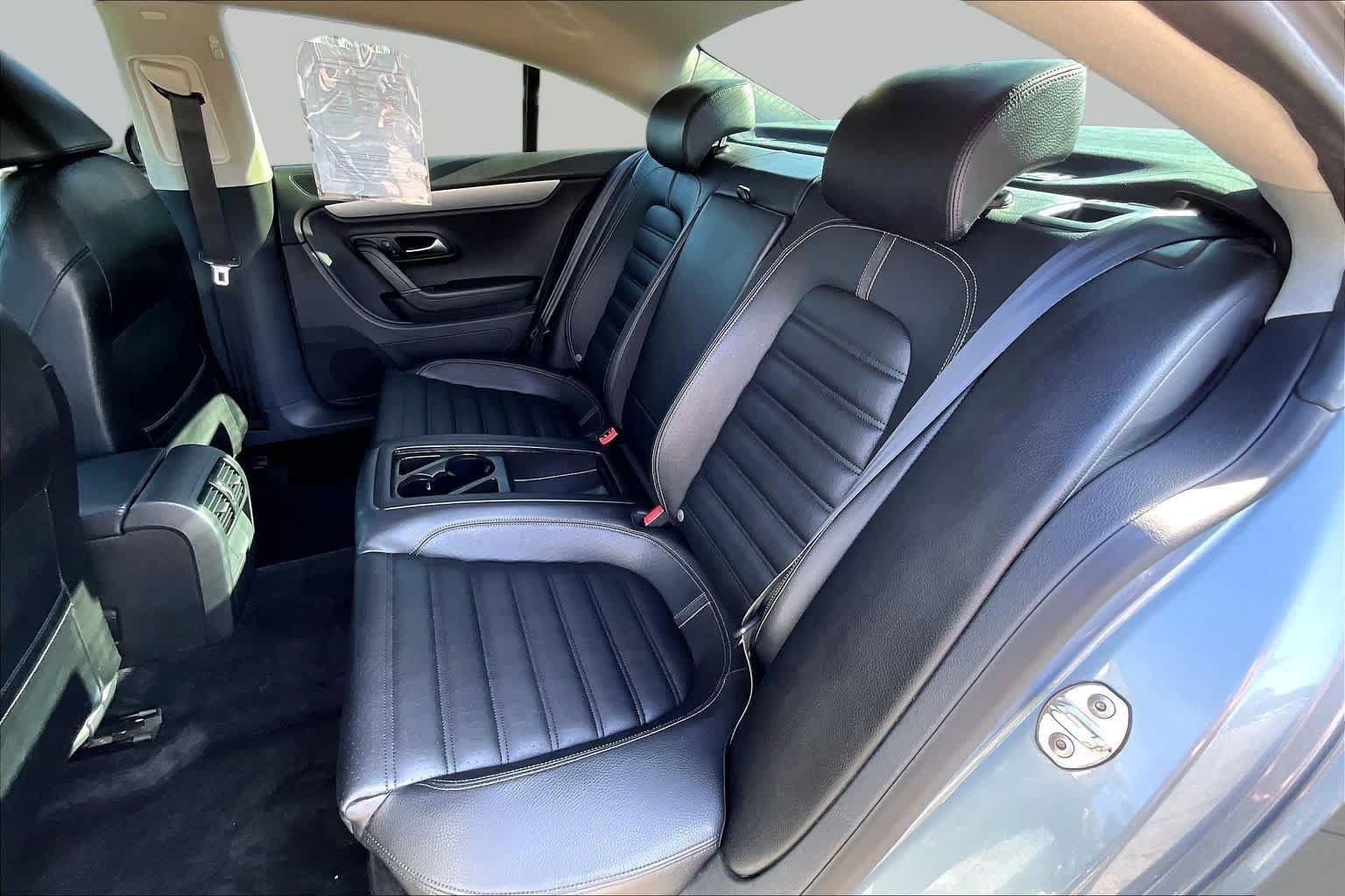 Used 2009 Volkswagen CC Sport FWD image 15