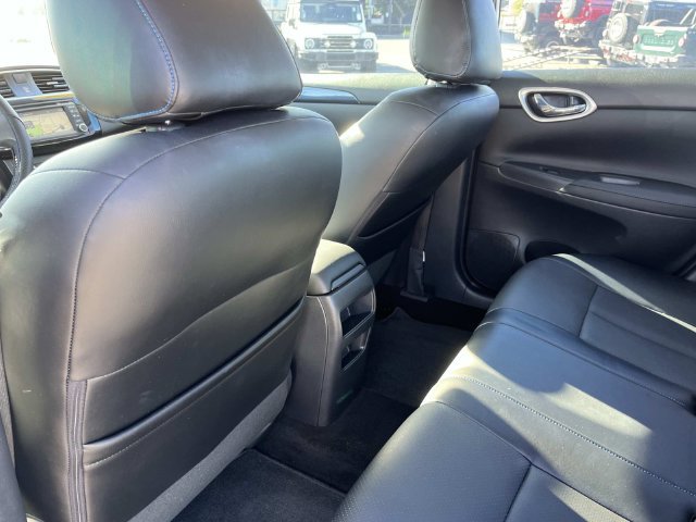 Used 2016 Nissan Sentra SR w/ SR Premium Package FWD image 18
