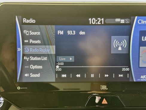 Used 2021 Toyota Venza XLE w/ Softex Package AWD/4WD image 21