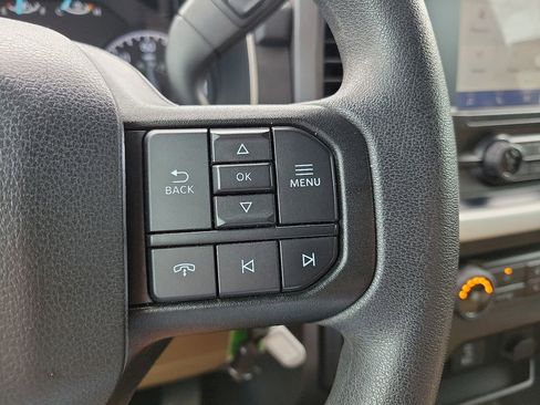 Used 2022 Ford F150 XLT image 19