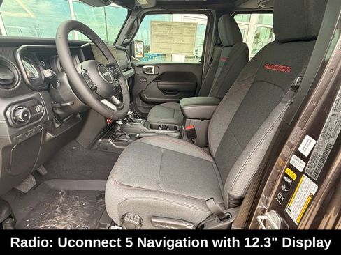 New 2026 Jeep Wrangler Unlimited Rubicon AWD/4WD image 9