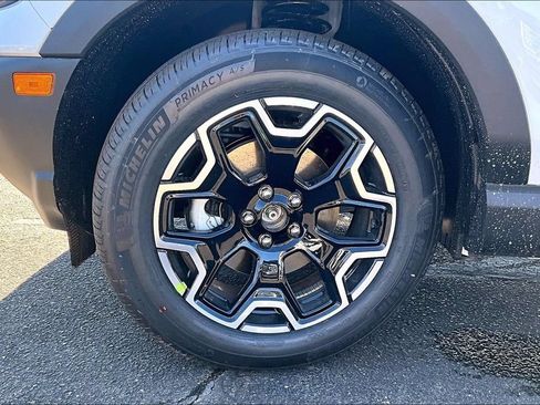 New 2026 Ford Bronco Sport Outer Banks w/ Outer Banks Tech Package+ AWD/4WD image 12