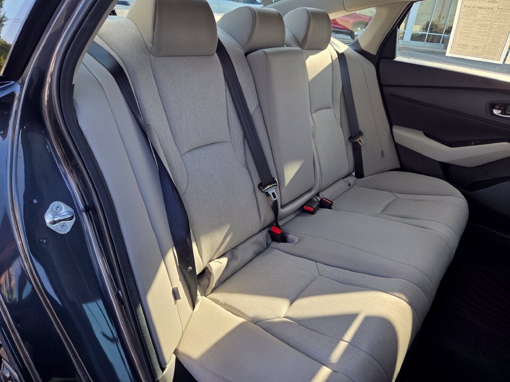 Certified 2025 Honda Accord SE image 27