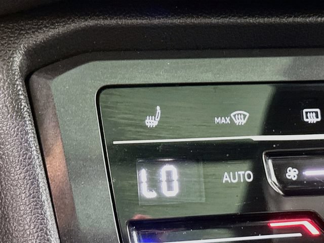 Certified 2024 Volkswagen Tiguan SE R-Line AWD/4WD image 19